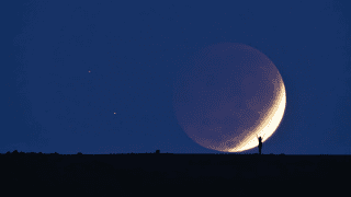El último eclipse lunar del año: influencias energéticas y astronómicas