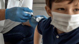Covid-19: Inscriben para vacunar a niños a partir de los 6 meses