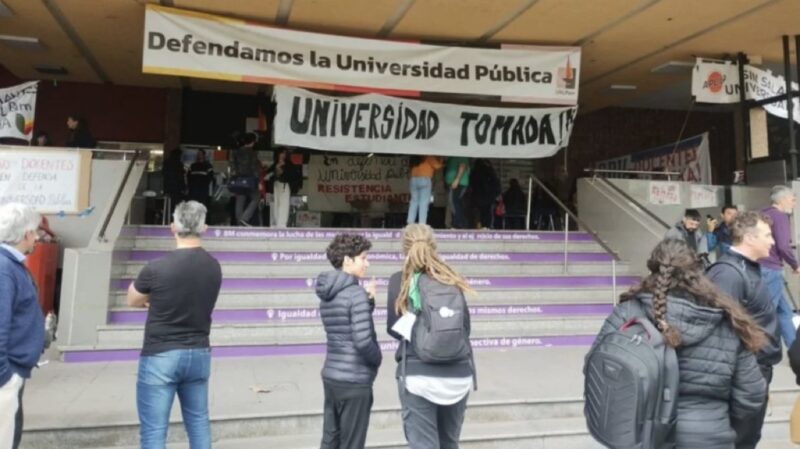 Paro y tomas en las universidades